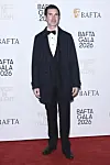 Jimmy Carr kuvattuna Bafta-gaalassa helmikuussa 2026. Hänen stand up -spesiaalejaan on julkaistu Netflixissä.