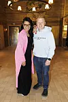 Puoliso Sampo on tärkeä tukija Mintun toipuessa leikkauksesta.