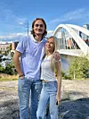 Nykyään Iiris on kiinnostunut enemmän jääkiekosta.