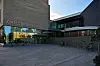 Tv:stä tutun poliisin syytteitä käsiteltiin käräjäoikeudessa Vantaalla.