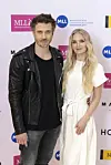 Sebastian ja Lotta avioituivat viime kesänä. Sebastianin kouluikäiset lapset ovat peräisin hänen edellisestä suhteestaan näyttelijä Iina Kuustosen kanssa.