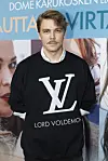 Rakkautta ja virtahepoja. Aku Sipola. ATTE KAJOVA.