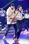 Kasmir lauloi finaalijaksossa Ed Sheeranin kappaleen Shape of You, ja Ansku tanssi mukana.