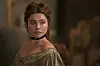 Florence Pugh sarjassa Eedenistä itään