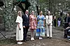Estelle vanhempineen veistospuistossa kesäkuussa 2026.