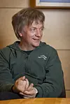 Teemu linjaa, että viina- ja naisasiat ovat jääneet, mutta puutarhanhoito on ja pysyy.