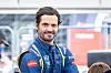 Prinssi Carl Philip kilpa-asuun sonnustautuneena.