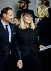 Haakon ja Mette-Marit omituisen huhumyllyn kohteena