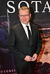 Pääministeri Orpo oli selvästi mielissään päästessään välillä kulttuuririentojen pariin.