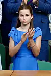 Prinsessa Charlotte on katsellut ihmetelleen ympärilleen metrossa. Kuva heinäkuulta 2026.