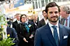 Carl Philip on usein mielletty muistuttavan äitiään kuningatar Silviaa. Vanhemmiten myös Kaarle Kustaa -isän piirteet ovat tulleet selvemmin esiin.