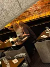 Jaakko ja Kastanja nauttivat toistensa seurasta, ja illallisesta, lähekkäin perjantaina 16.10.