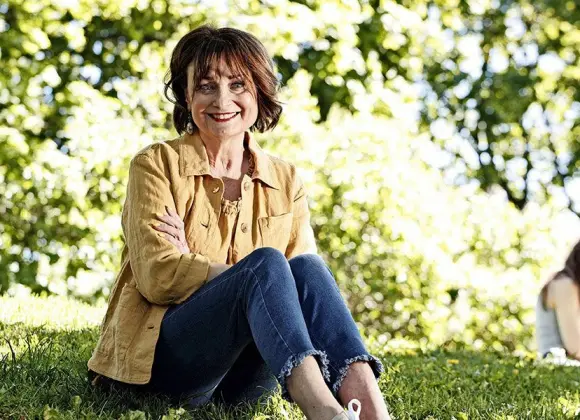 Sikke Sumari haki Teatterikorkeakouluun: Rehtori moitti liian vanhaksi