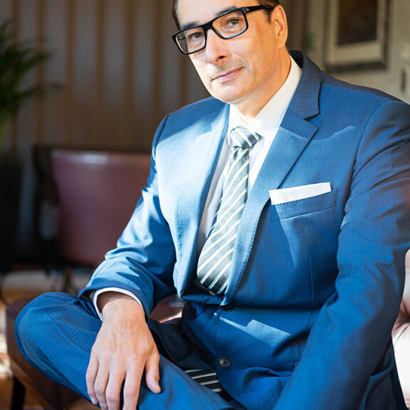Heikki Lampela ottaa jälleen juttuja vastaan ja on valmis edustamaan asiakkaitaan oikeudessa. Heikki Lampela