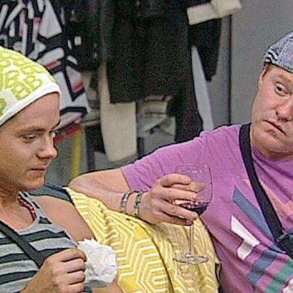 Big Brotherin lisäksi Nino oli mukana muun muassa Treffaa mun vanhemmat -ohjelmassa. Big Brotherin lisäksi Nino oli mukana muun muassa Treffaa mun vanhemmat -ohjelmassa.