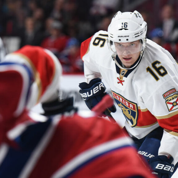 Ne pirtää joilla on liitua! Aleksander Barkov on suomalaisten NHL-pelaajien palkkakeisari. Ne pirtää joilla on liitua! Aleksander Barkov on suomalaisten NHL-pelaajien palkkakeisari.
