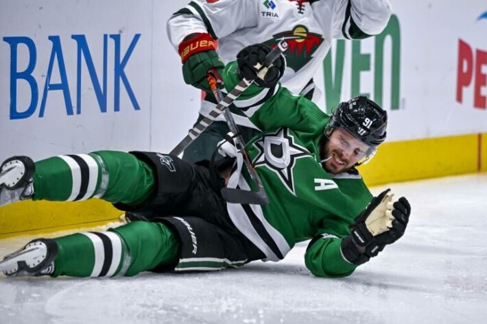 Enää ei ole varaa rämpiä. Dallasin Tyler Seguin on alkavalla kaudella NHL:n kovapalkkaisin mies. Enää ei ole varaa rämpiä. Dallasin Tyler Seguin on alkavalla kaudella NHL:n kovapalkkaisin mies.