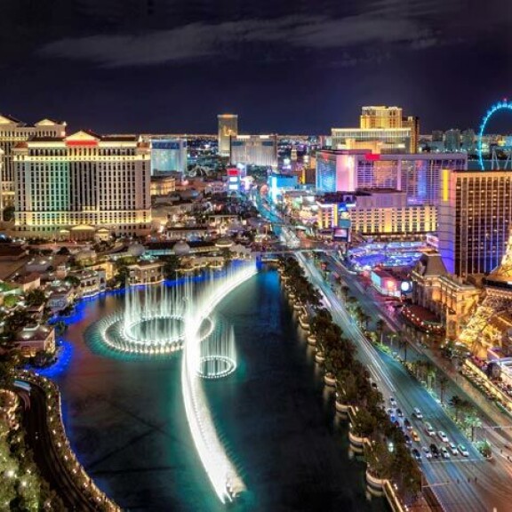 Näissä lomakohteissa voit törmätä maailmantähtiin – uhkapelit ja kristallinkirkkaat vedet houkuttelivat julkkiksia Las Vegas