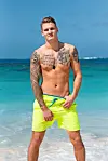 Kasper osallistui tosi-tv-ohjelmaan Ex on the Beach keväällä 2020.