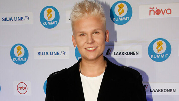 Arttu Lindeman palasi julkisuuteen synkempänä kuin koskaan - myös musiikkityyli muuttui Arttu Lindeman
