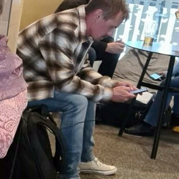 Viikon Kääk-juorut: Aku Hirviniemi säikkyi ja pälyili Jasper Pääkkönen