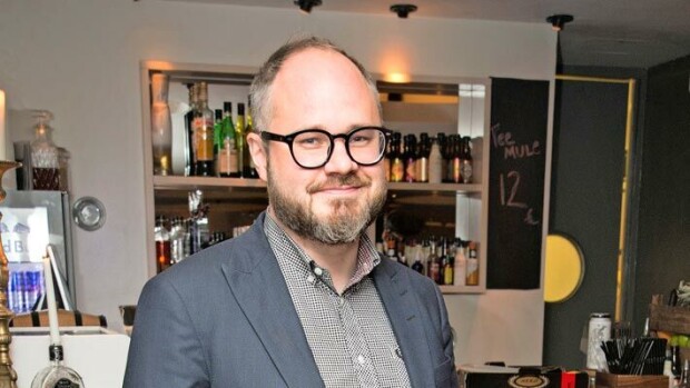Näin ulosottoon päätynyt Tuomas Enbuske kertoi kohu-podcastissaan hurjasta rahankäytöstään: ”Kun mulla oli rahaa…” Tuomas Enbuske