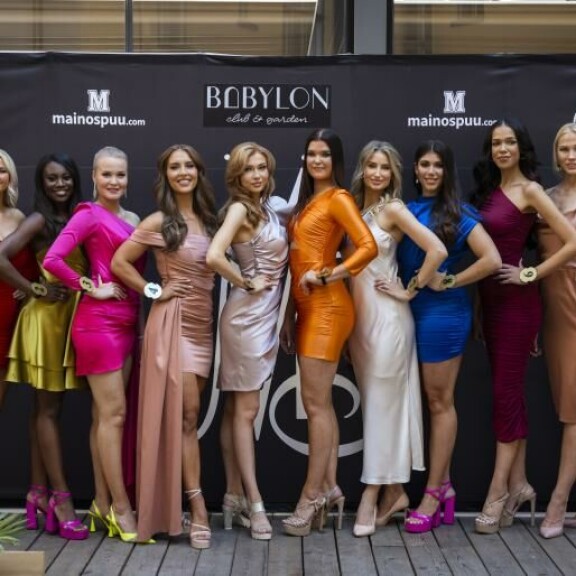 Ken on heistä kaikkein kaunein? Joku näistä kaunottarista valitaan Miss Suomeksi 2022. Ken on heistä kaikkein kaunein? Joku näistä kaunottarista valitaan Miss Suomeksi 2022.