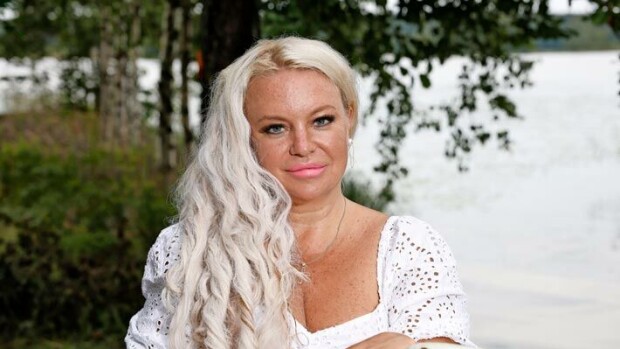 Johanna Tukiainen on yhä vangittuna – Veijo toi koirat Suomeen Johanna Tukiainen