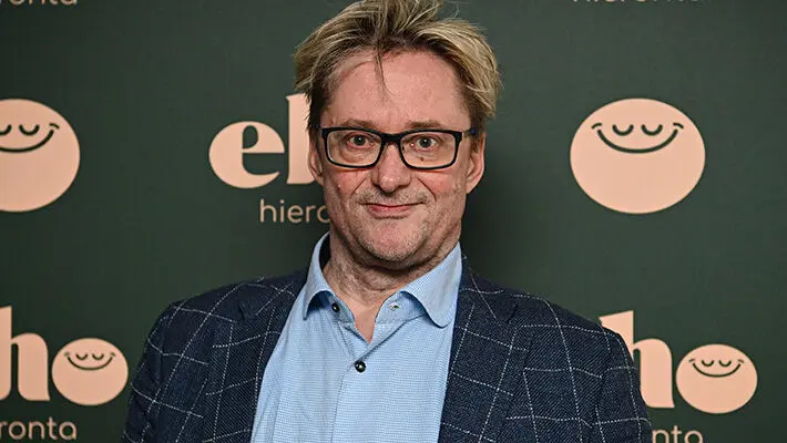 Viikon K k juorut Mikael Jungner Haahuili Sanna Marininkin Suosimassa 