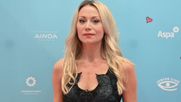 Anna Eriksson hätkähdytti Espoossa – erikoinen toivomus sai yleisön kohahtamaan Anna Eriksson.