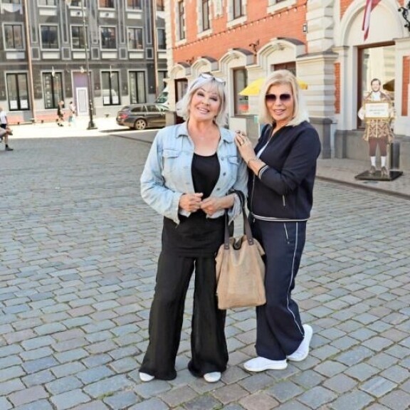 Ystävysten kolmen päivän matkaan Riiassa mahtui niin naurua, kulttuuria kun shoppailua. Hannele ja Tiina