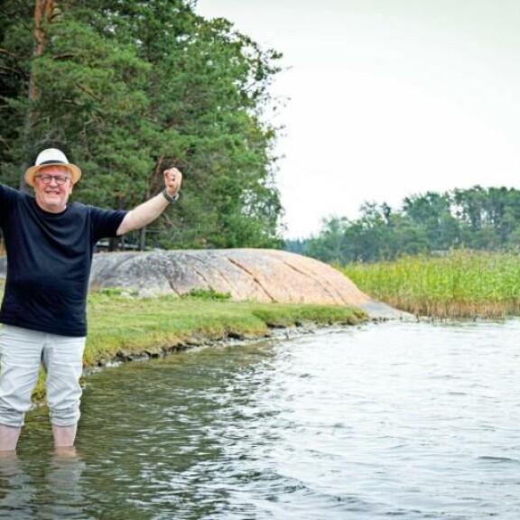 Vesimies rantavedessä! Arto Nuotio