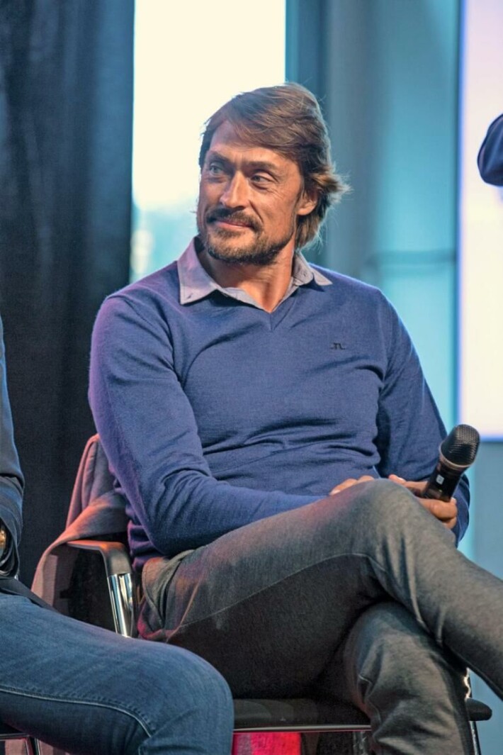 Teemu Selänne on palannut Kaliforniaan pitkältä Suomen-kesälomaltaan. Häntä ei oikeussalissa nähty. Teemu Selänne