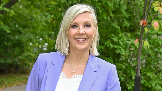 Vappu Pimiän suuri Maajussille morsian -unelma toteutui: 'Olen aina sanonut pareille...' Vappu Pimiä