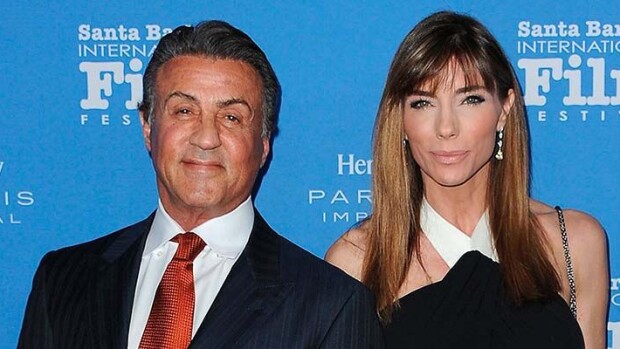 Likainen eroriita! Sylvester Stallonen 25 vuoden avioliitto on ohi - otti vaimotatuoinnin päälle koirakuvan sylvester stallone, jennifer flavin