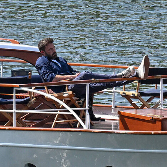 Pariisin-matkalla oli havaittavissa hienoista uupumusta. Ben Affleck
