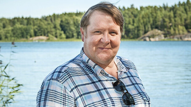Santtu Karvonen ja Putous-tähti ovat olleet yhdessä 18 vuotta – 'Meidän suhde saa ostaa kaljaa!' Santtu Karvonen