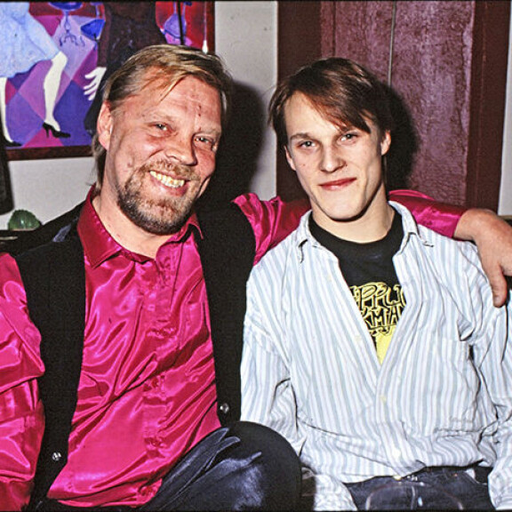 Jani kuoli auto-onnettomuudessa 1994. Jani ja Vesku