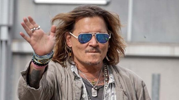 Johnny Depp palaa valkokankaalle - tältä näyttää ensimmäinen roolihahmo kolmeen vuoteen! johnny depp