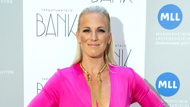 Nanna Karalahti paljasti tulevan vauvansa sukupuolen Nanna Karalahti