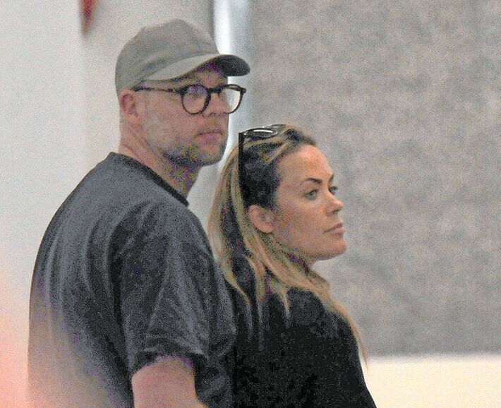 Paparazzikuvat Jesperistä ja Martinasta yhdessä lentoasemilla ovat Seiskan lukijoille tuttuja. Onko nyt niiden aika ohi? Martina ja Jasper