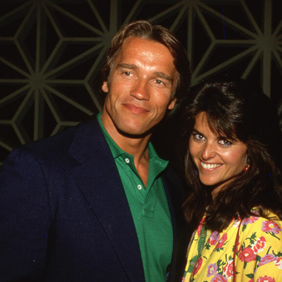 Arnold ja Maria tapasivat tennisturnauksessa 1977. He avioituivat kesällä 1986. Parilla on neljä lasta. Arnold Schwarzenegger ja Maria Shriver