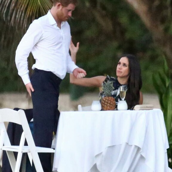 ”Meghan kiusaa ja sortaa ihmisiä” Paljastuskirjan kohuherttuattaresta tehnyt Tom Bower: ”Kauhistuttavat tarinat avasivat silmäni” Meghan ja Harry