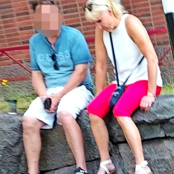 Viikon Kääk-juorut: Hankalat ajokengät – Elina Gustafssonin ja Ansku Bergström autoilu herätti huomiota Ripsa