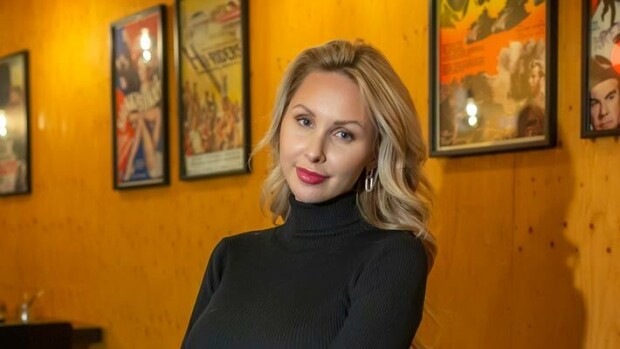 Sointu Borg lykättiin syrjään! Televisiossa rummutettu Diili-firma pyörii tappiolla Sointu Borg