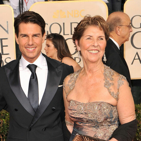 Tomin äiti Mary Lee menehtyi viisi vuotta sitten. Hän oli poikansa tavoin skientologi. Tom Cruise ja äitinsä Mary Lee