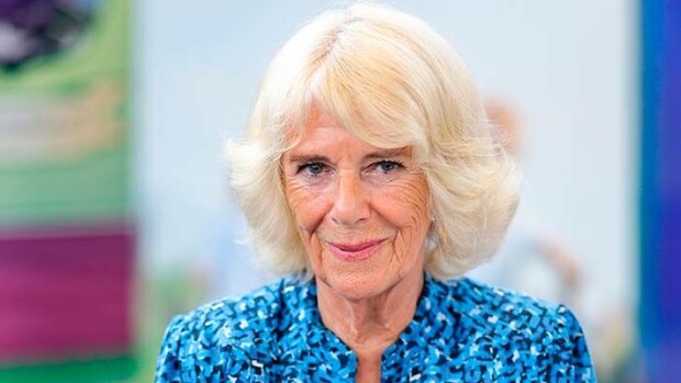 Rasismiskandaali: Herttuatar Camilla vitsaili Meghanin ja Harryn lapsesta herttuatar camilla