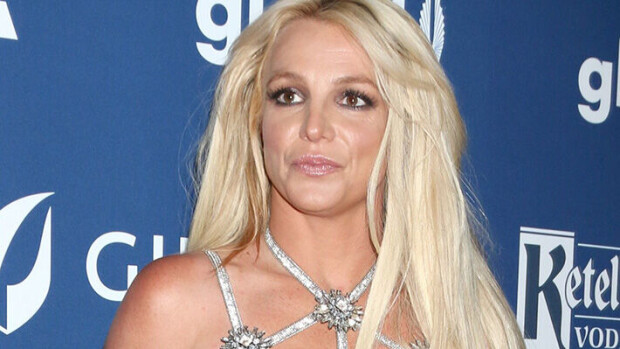 Onko Britney Spearsilla musta silmä? Järkyttävät alastonkuvat: 'Sinä pelotat minua' Britney Spears