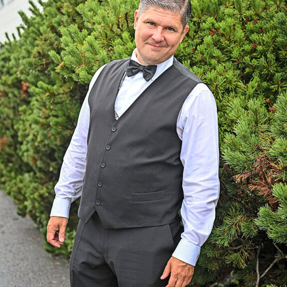 Leif Lindeman pääsi masennuksesta eroon ja löysi luovuutensa uudelleen. Leif Lindeman