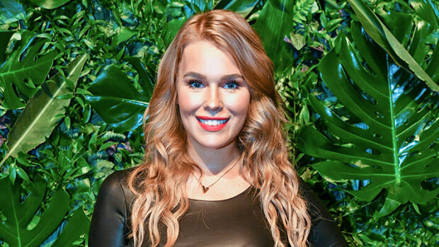 Meneekö jo naurettavaksi? Alisa Sieppi juhli näyttävästi synttäreitään - Sara Sieppi riemuitsi somessa täysin toisesta syystä sara sieppi